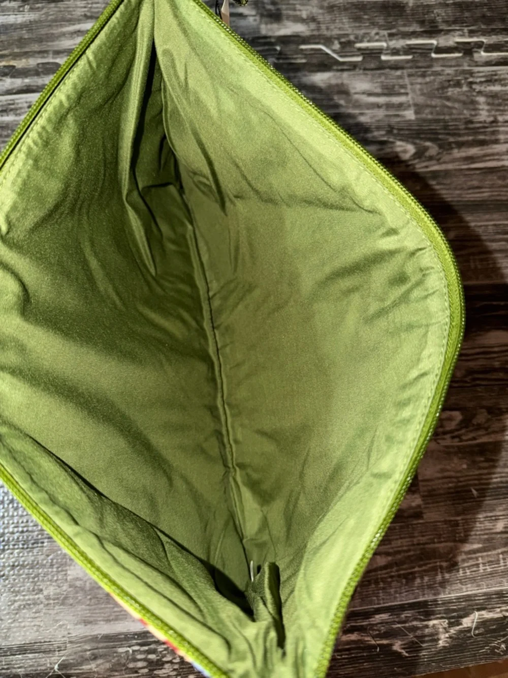 Vera Bradley Essential Laptop Pouch in Dragonfly By NWT
